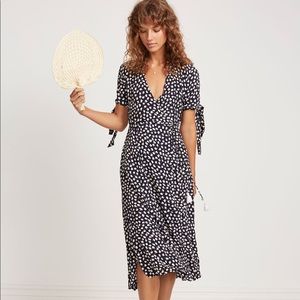 Faithful the Brand navy print dress. Size XS
